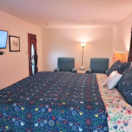 ברייסון סיטי Mckinley Edwards Inn מראה חיצוני תמונה